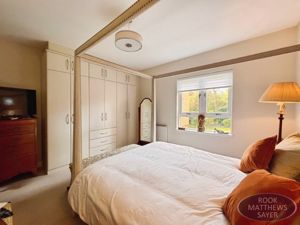 Photo 16- click for photo gallery